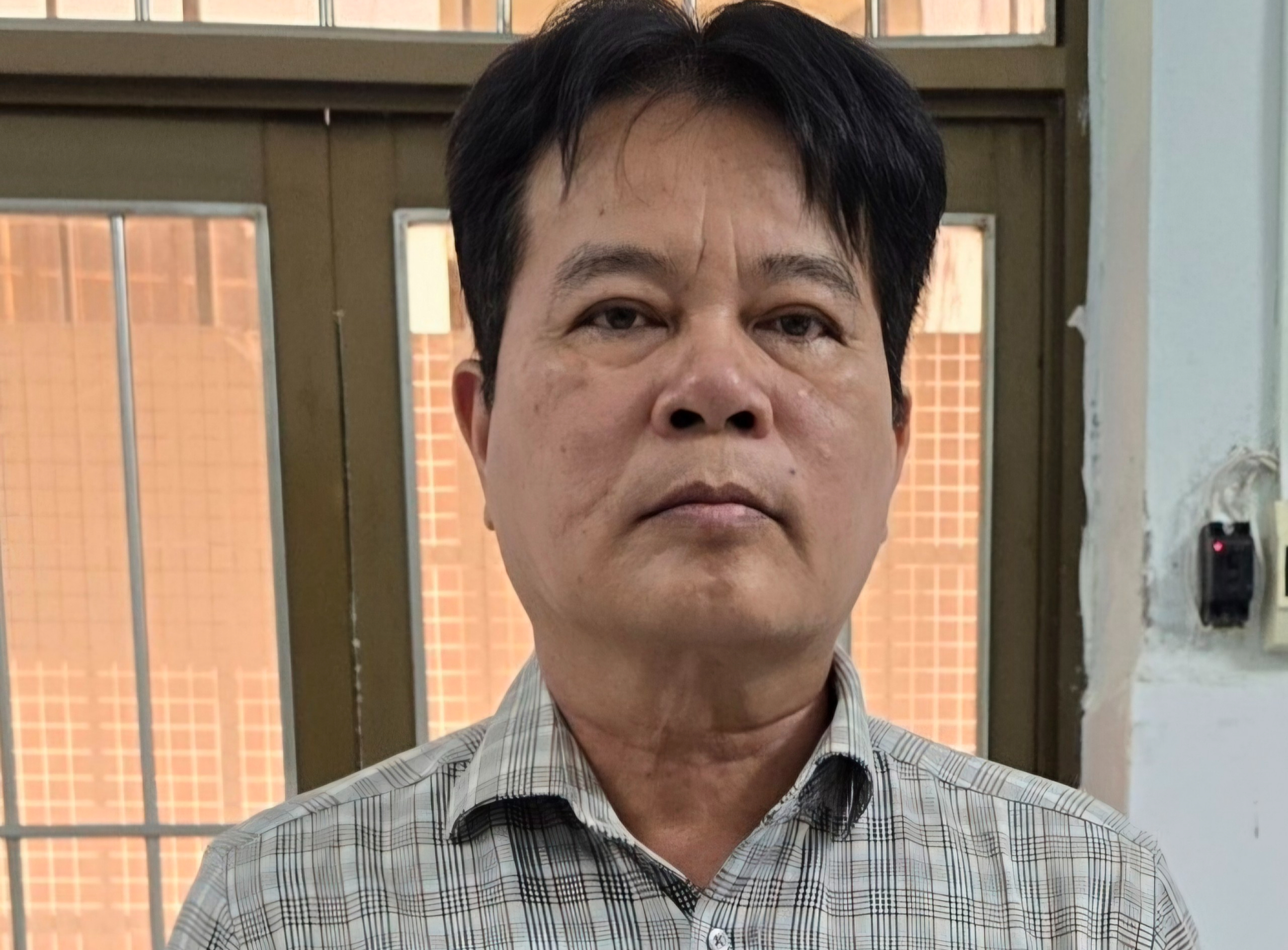 Bắt gi&aacute;m đốc điều h&agrave;nh 3 c&ocirc;ng ty, trốn thuế hơn 9 tỷ đồng- Ảnh 1.