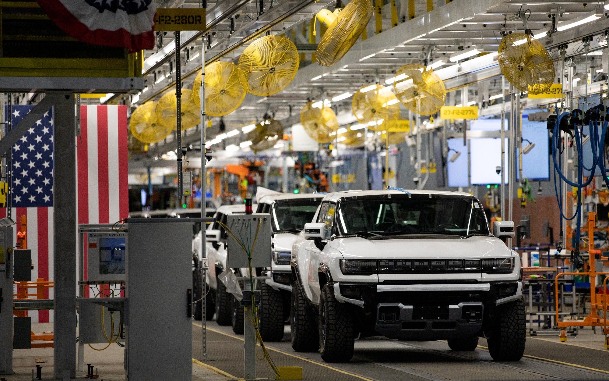 Mỹ t&agrave;i trợ gần 2 tỷ USD th&uacute;c đẩy ph&aacute;t triển xe điện