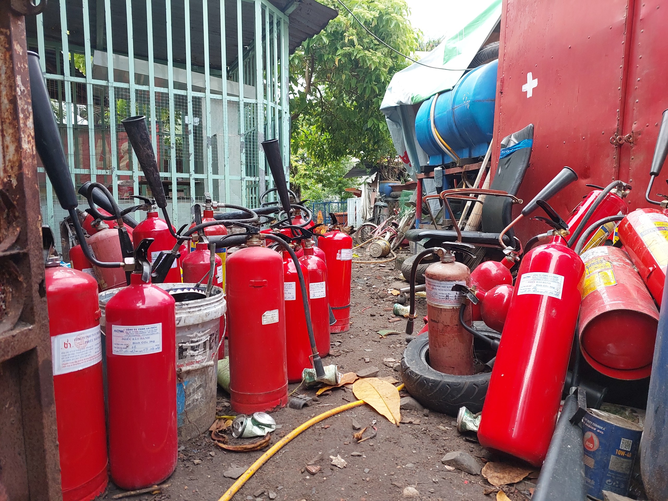 Hàng xóm ám ảnh sau vụ cháy khiến 3 mẹ con tử vong ở Gò Vấp- Ảnh 3. Hàng xóm ám ảnh sau vụ cháy khiến 3 mẹ con tử vong ở Gò Vấp- Ảnh 3.