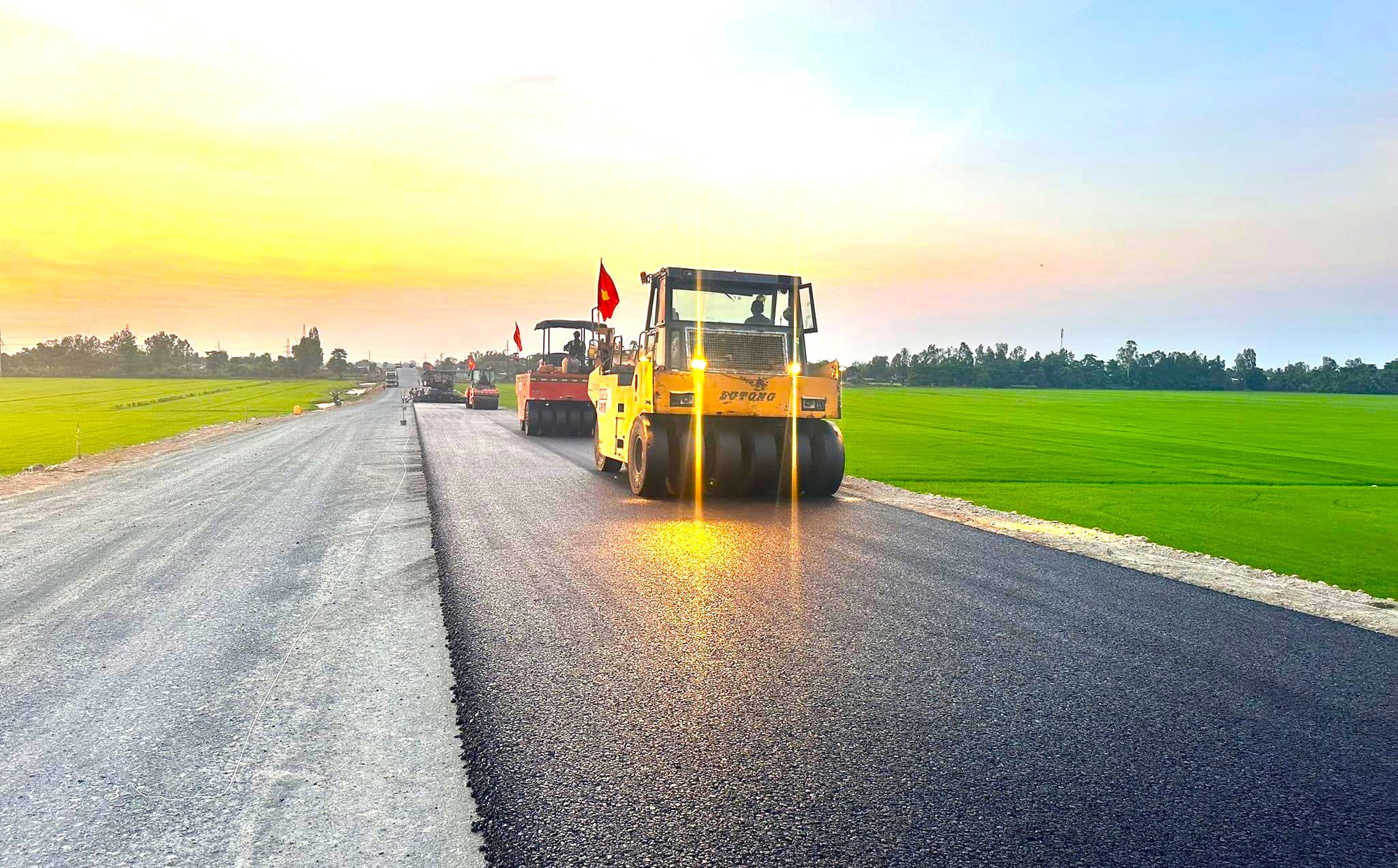 Thứ trưởng Nguyễn Duy L&acirc;m: Cần cuộc c&aacute;ch mạng trong bảo tr&igrave; đường bộ- Ảnh 2.