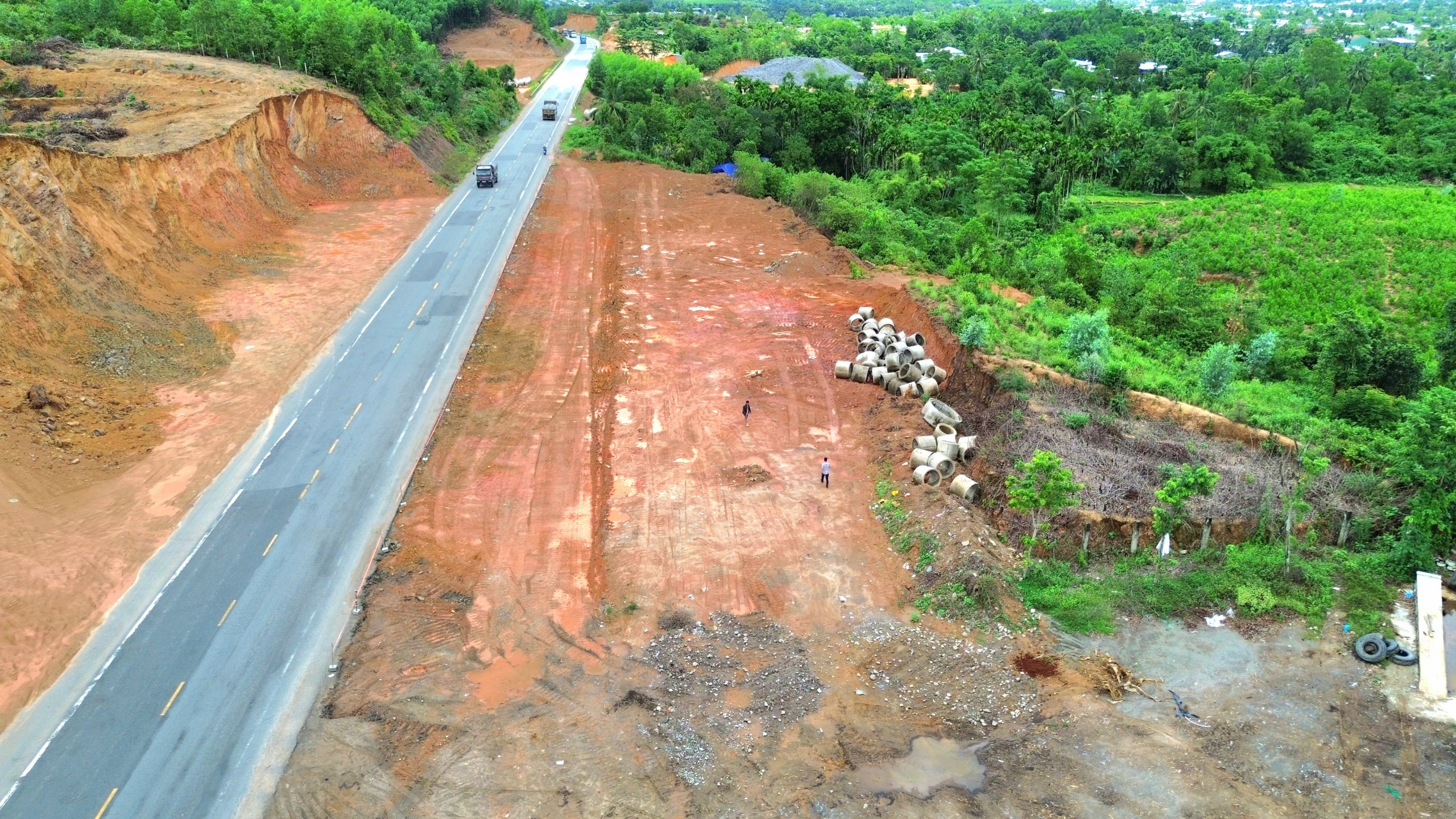 Đ&agrave; Nẵng: Xử l&yacute; trường hợp r&agrave;o nhầm thửa đất giao mặt bằng l&agrave;m cao tốc- Ảnh 1.