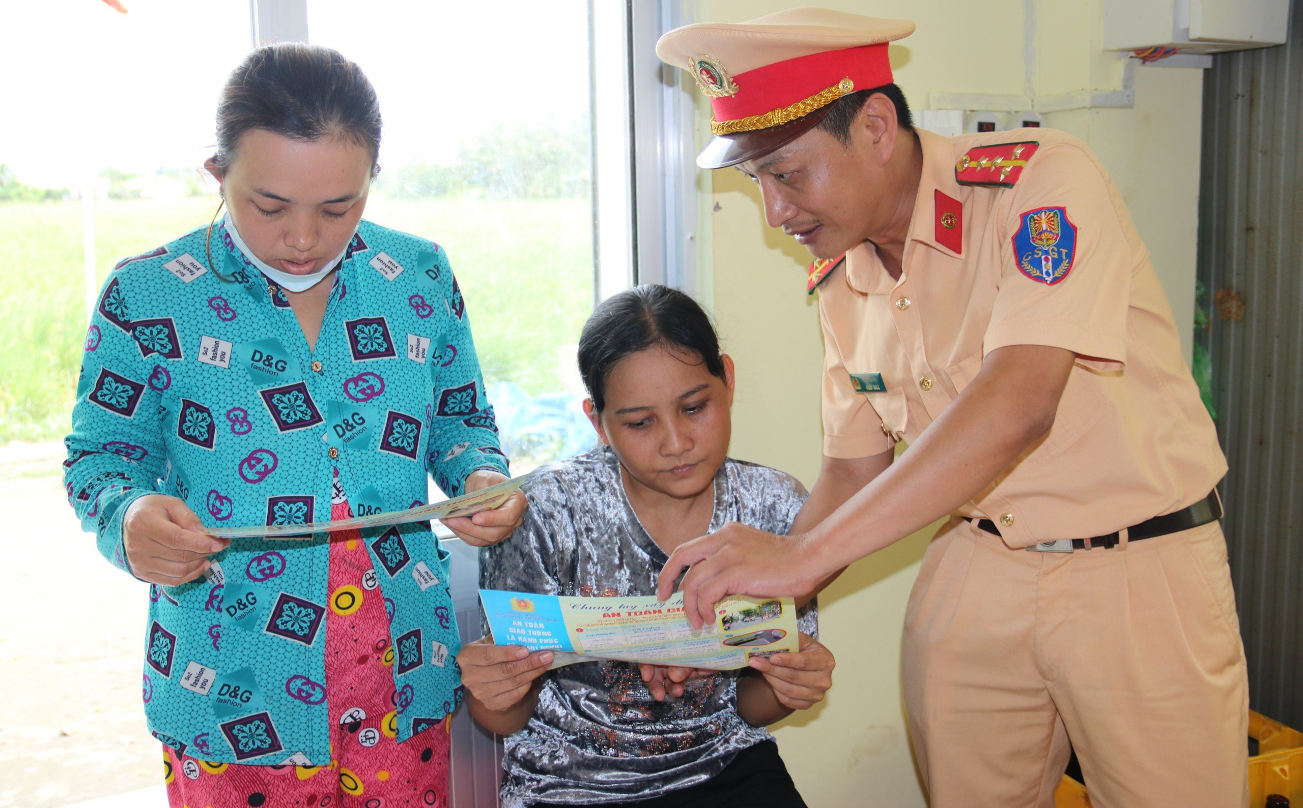 Bạc Liêu: Siết chặt giao thông thủy trong mùa mưa bão- Ảnh 3. Bạc Liêu: Siết chặt giao thông thủy trong mùa mưa bão- Ảnh 3.