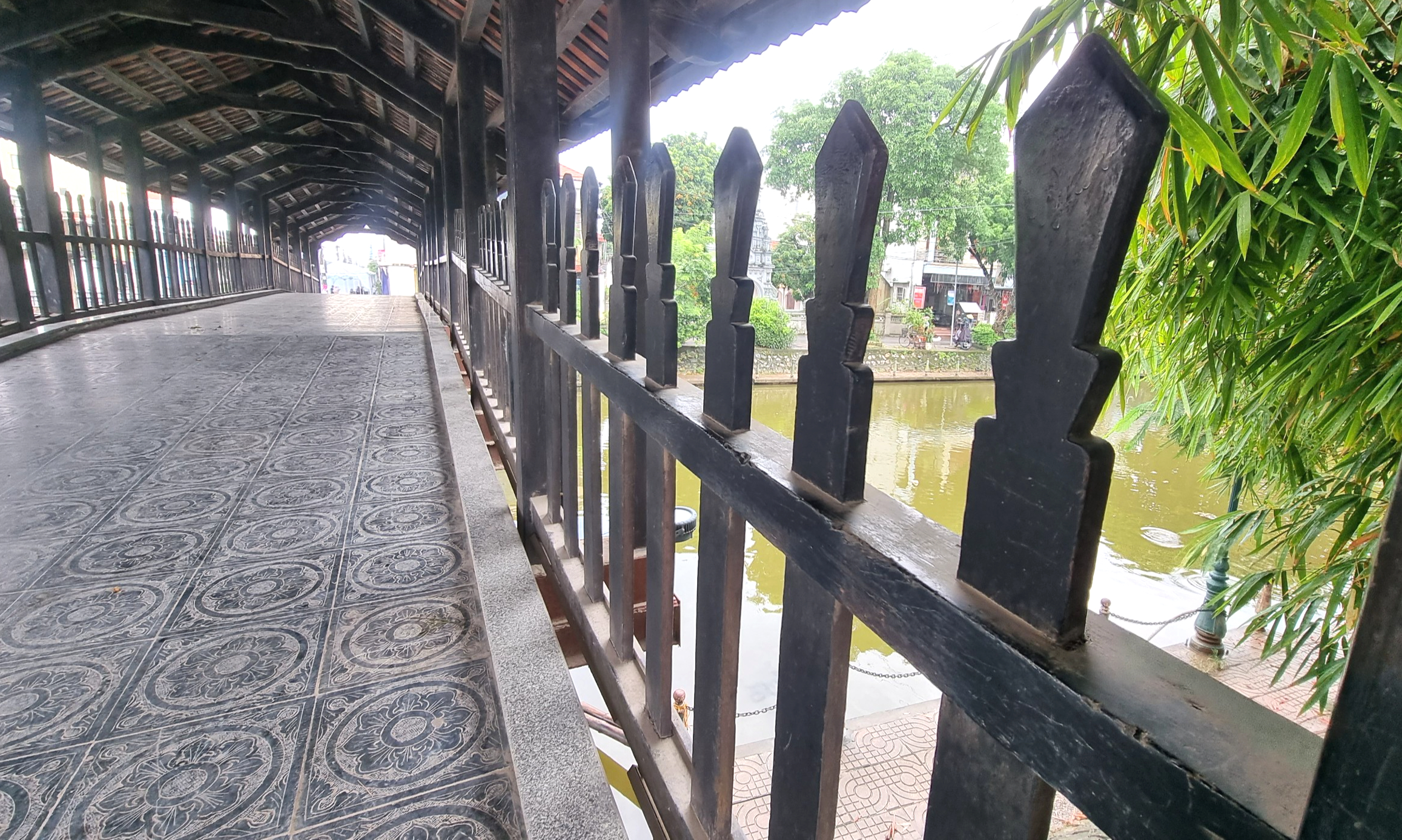 Ngắm những c&acirc;y cầu ng&oacute;i độc đ&aacute;o ở v&ugrave;ng biển Ninh B&igrave;nh- Ảnh 9.