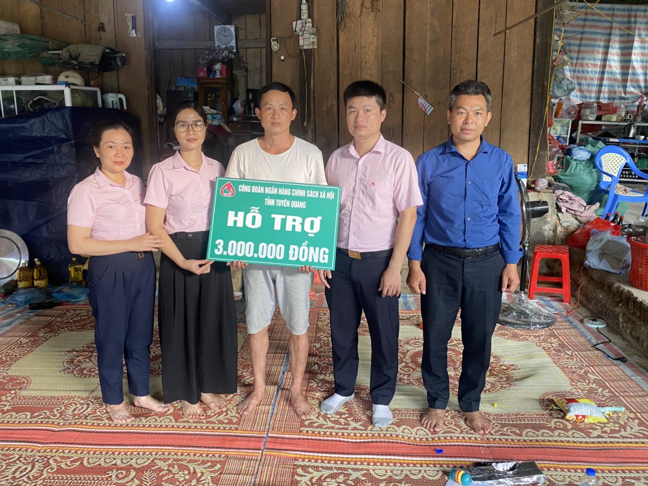 X&oacute;t xa gia cảnh 3 ch&agrave;ng trai quả cảm tử vong khi cứu người trong vụ sạt lở tại H&agrave; Giang- Ảnh 2.