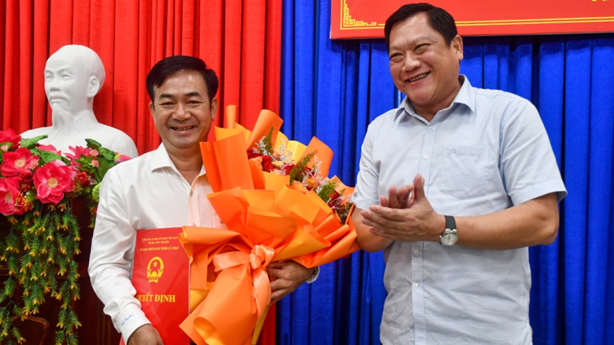 Cựu gi&aacute;m đốc nghỉ hưu trước tuổi, Sở Th&ocirc;ng tin v&agrave; Truyền th&ocirc;ng C&agrave; Mau c&oacute; t&acirc;n l&atilde;nh đạo- Ảnh 1.