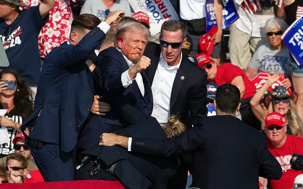 Mỹ nghi ngờ Iran &acirc;m mưu &aacute;m s&aacute;t &ocirc;ng Trump, Tehran phản ứng gay gắt