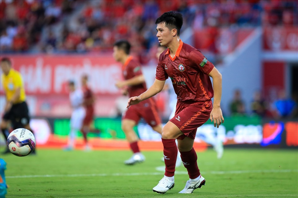 "Chuyên gia săn tây" cập bến đội bóng nhà giàu V-League?- Ảnh 1. "Chuyên gia săn tây" cập bến đội bóng nhà giàu V-League?- Ảnh 1.