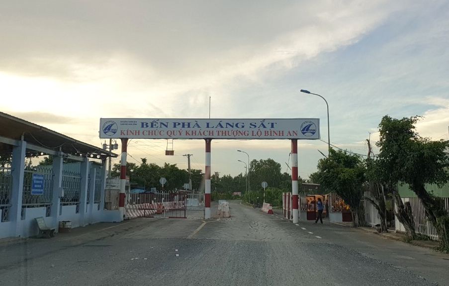 Tr&agrave; Vinh: Bố tr&iacute; 2 b&atilde;i chứa b&ugrave;n để nạo v&eacute;t ph&agrave; K&ecirc;nh Tắt, L&aacute;ng Sắt- Ảnh 2.