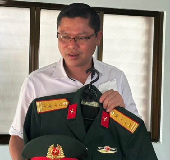 L&agrave;m r&otilde; nh&oacute;m người nghi vấn giả danh thượng tướng qu&acirc;n đội, thiếu tướng c&ocirc;ng an- Ảnh 2.