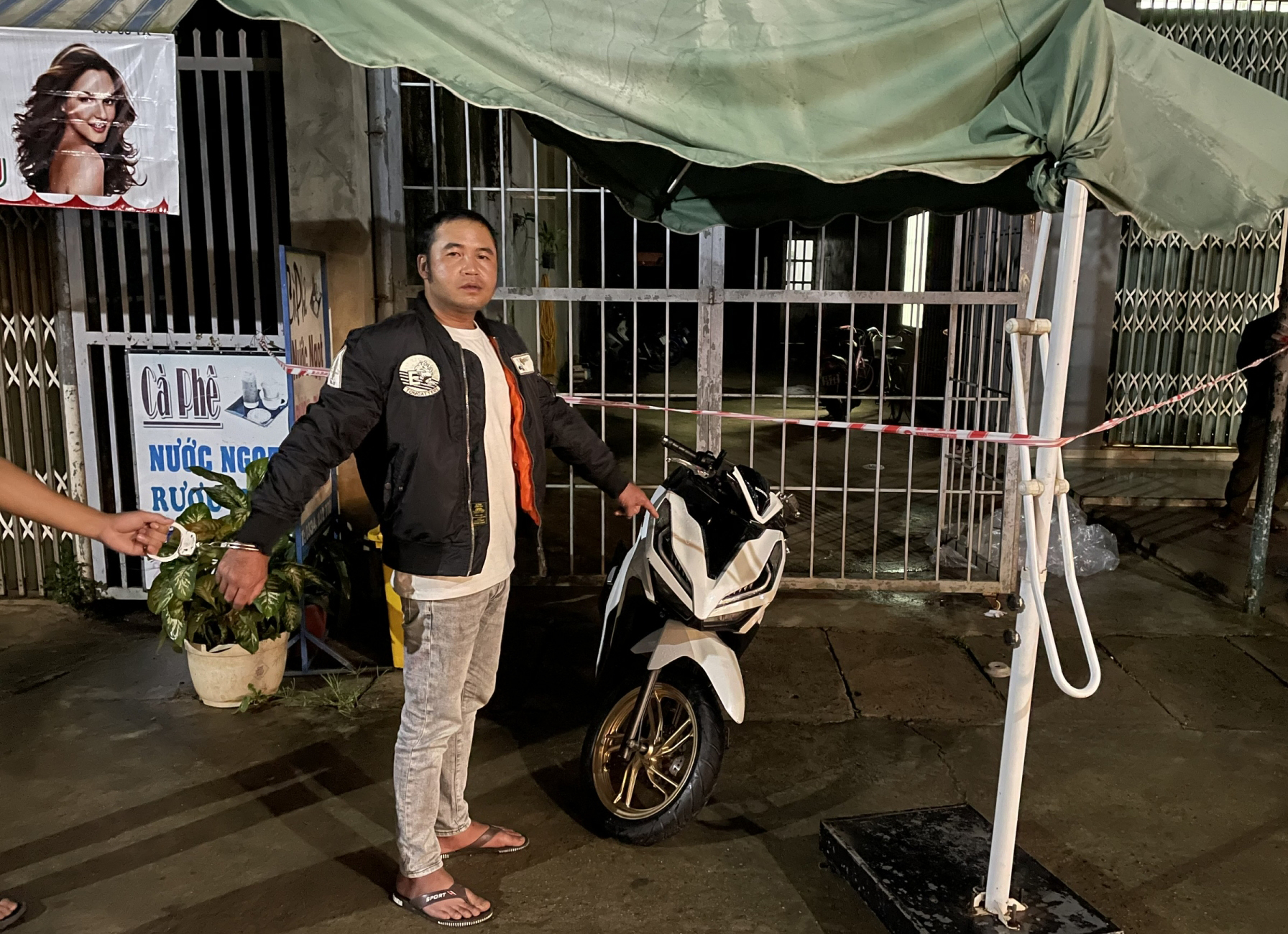 Mang dao giải quyết m&acirc;u thuẫn khiến một người bỏ mạng- Ảnh 1.