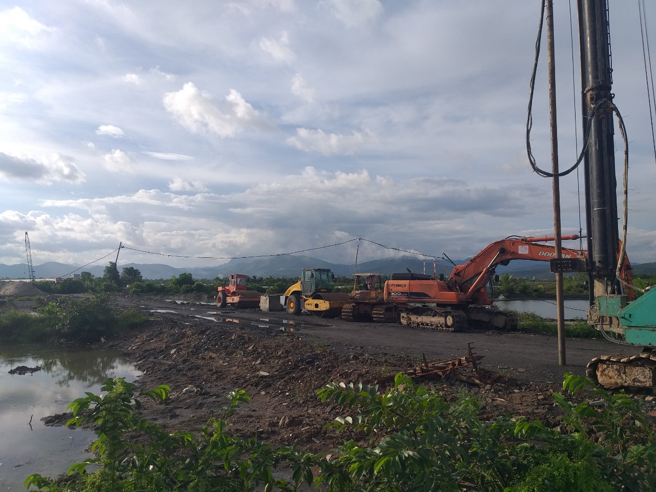 Quảng Ninh: Trăm hộ d&acirc;n thấp thỏm b&ecirc;n tuyến đ&ecirc; xuống cấp, x&oacute;i m&ograve;n- Ảnh 3.