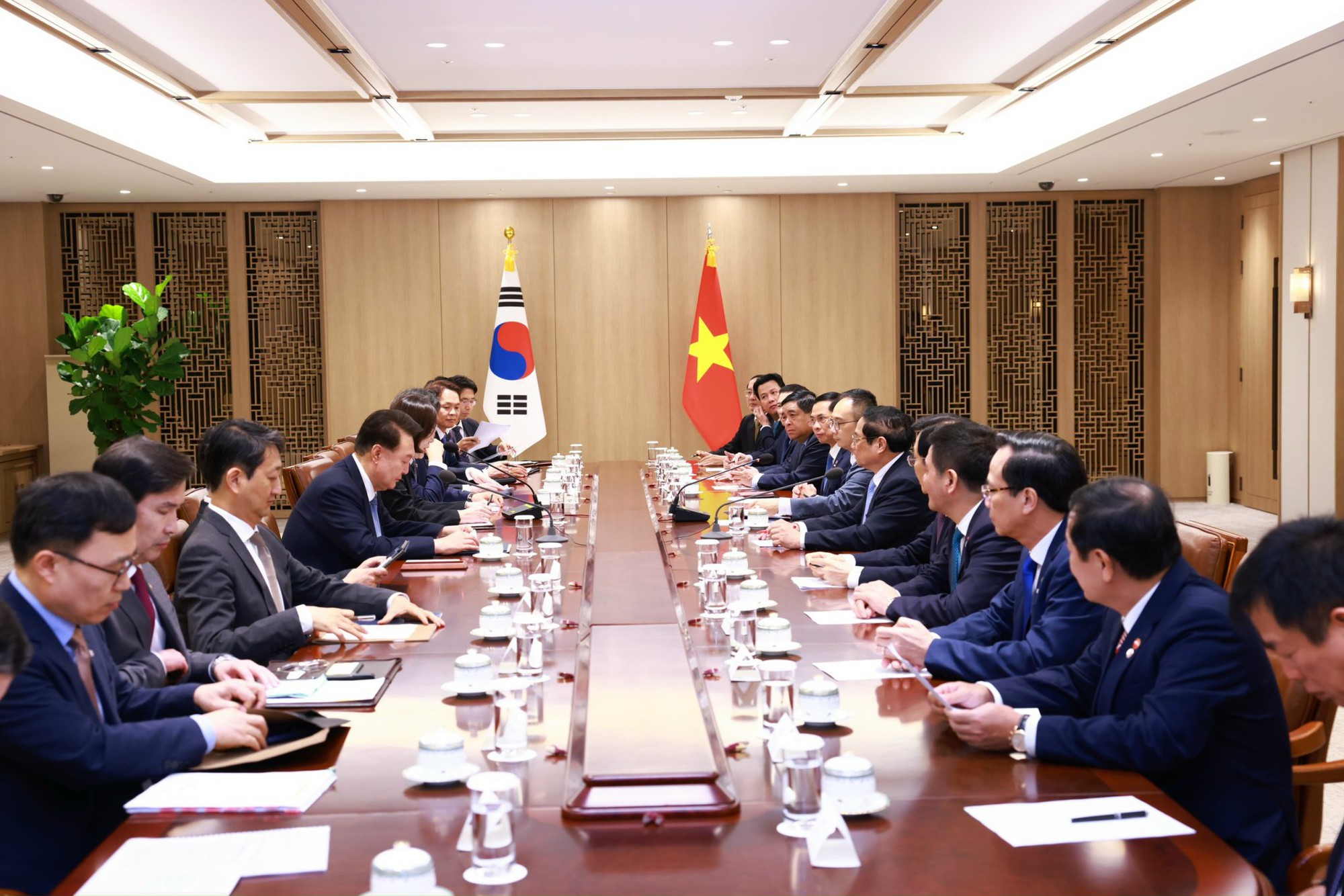 Thủ tướng đề nghị th&uacute;c đẩy vay h&agrave;ng tỷ USD để ph&aacute;t triển đường sắt cao tốc- Ảnh 3.