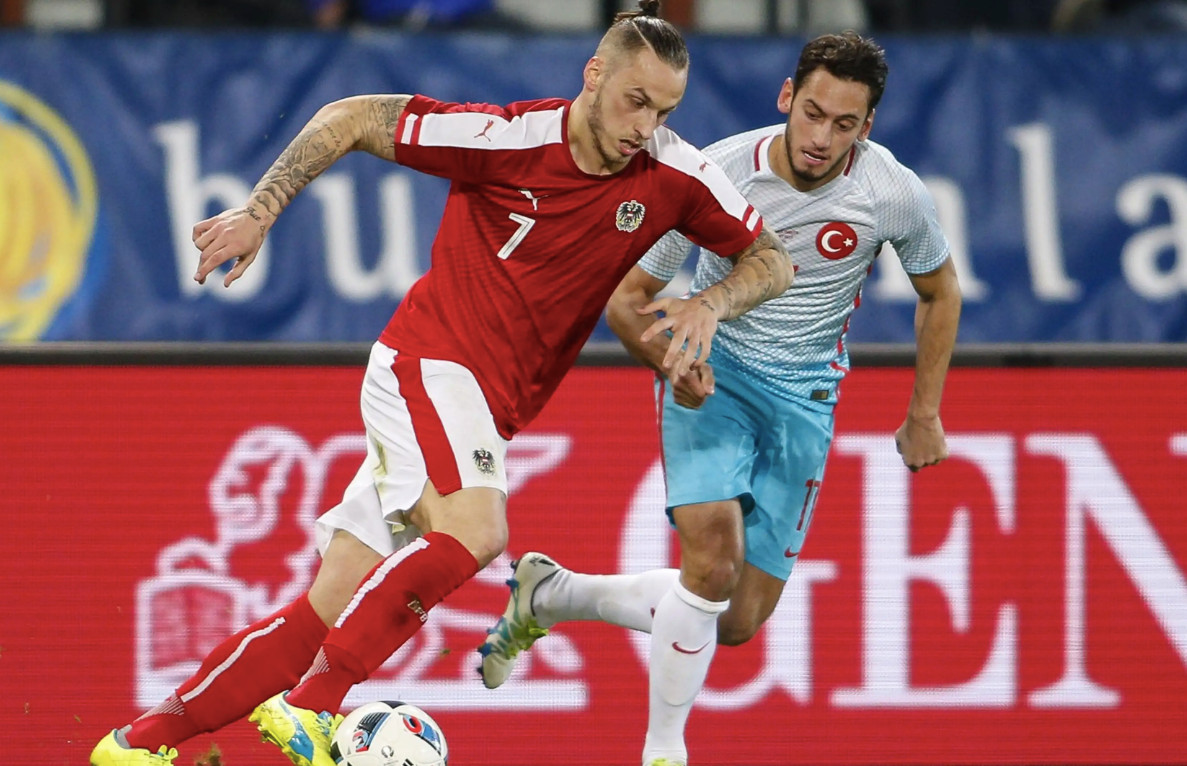 Đối đầu &Aacute;o vs Thổ Nhĩ Kỳ: Kẻ t&aacute;m lạng, người nửa c&acirc;n- Ảnh 1.