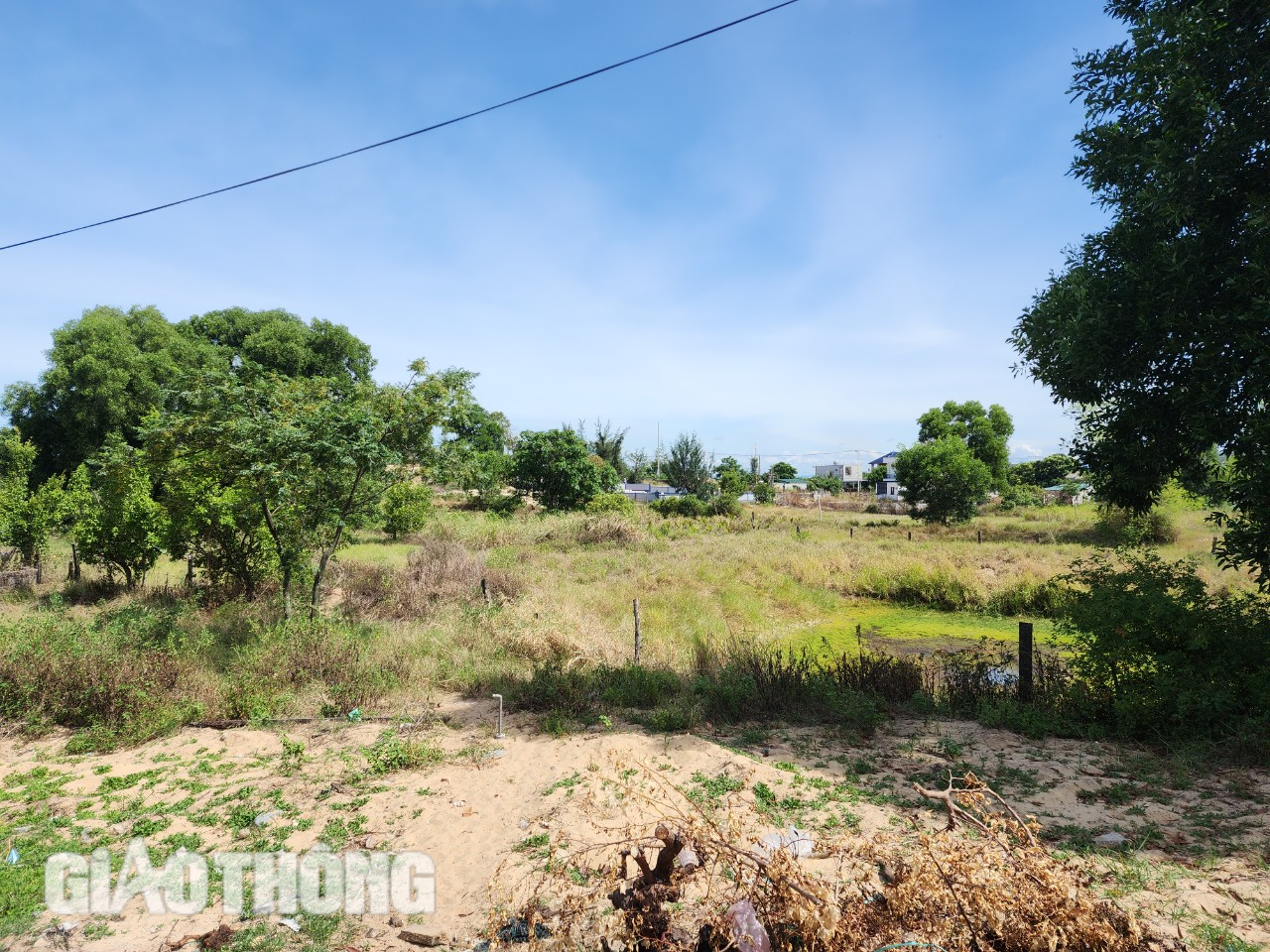 Dự &aacute;n cầu v&ograve;m th&eacute;p 1.300 tỷ đồng ở Quảng B&igrave;nh kh&oacute; về đ&iacute;ch đ&uacute;ng tiến độ do vướng mặt bằng- Ảnh 9.