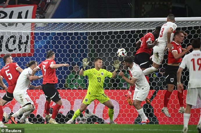 Kết quả b&oacute;ng đ&aacute; &Aacute;o vs Thổ Nhĩ Kỳ: Kịch t&iacute;nh tới gi&acirc;y cuối c&ugrave;ng- Ảnh 1.