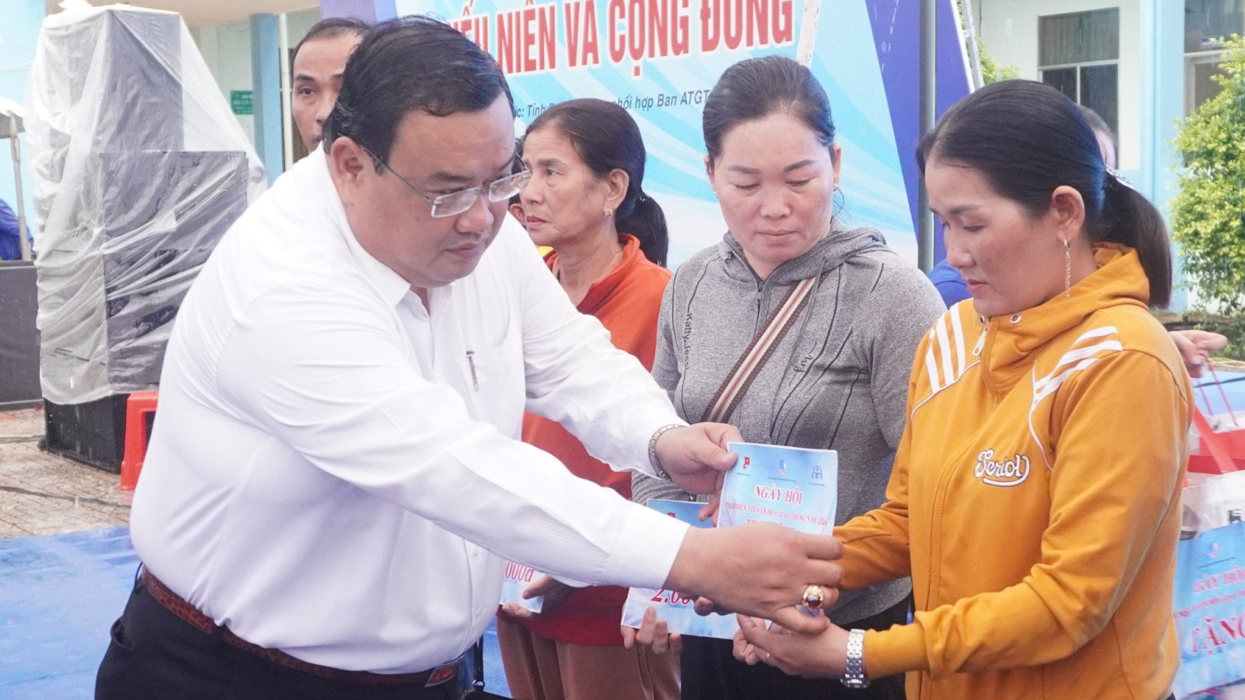 Ng&agrave;y hội Thanh ni&ecirc;n với Văn h&oacute;a giao th&ocirc;ng năm 2024 ở C&agrave; Mau- Ảnh 1.