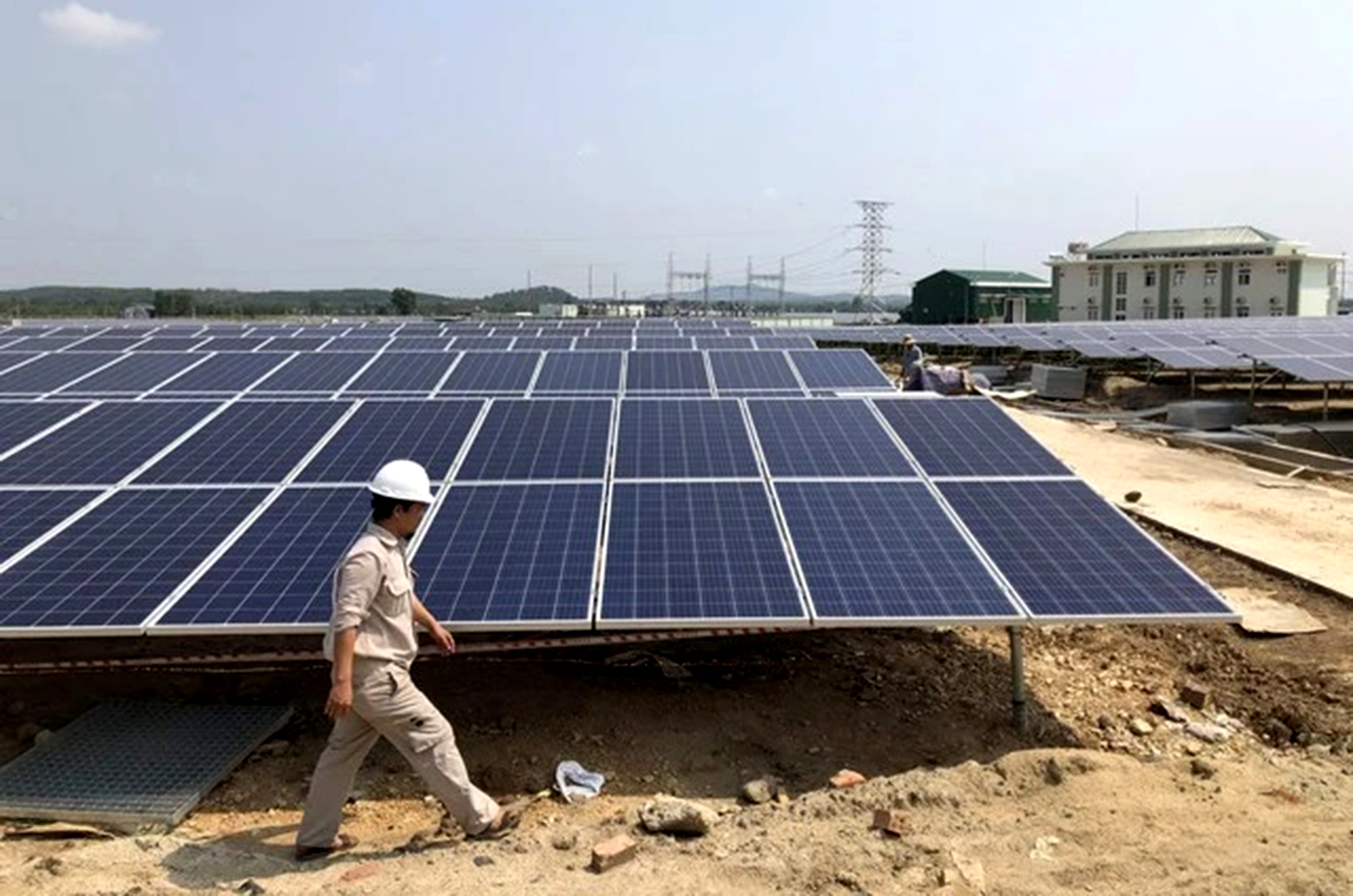 Băn khoăn tỷ lệ mua điện mặt trời tự sản, tự ti&ecirc;u- Ảnh 1.