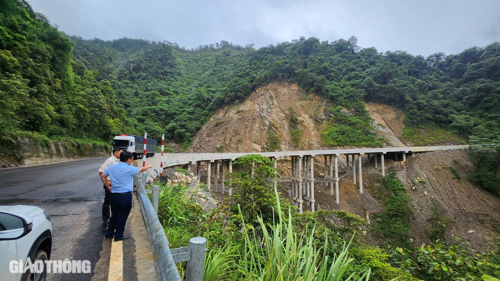 79 ng&agrave;y đ&ecirc;m vượt kh&oacute; đưa dự &aacute;n quốc lộ 8A về đ&iacute;ch- Ảnh 2.