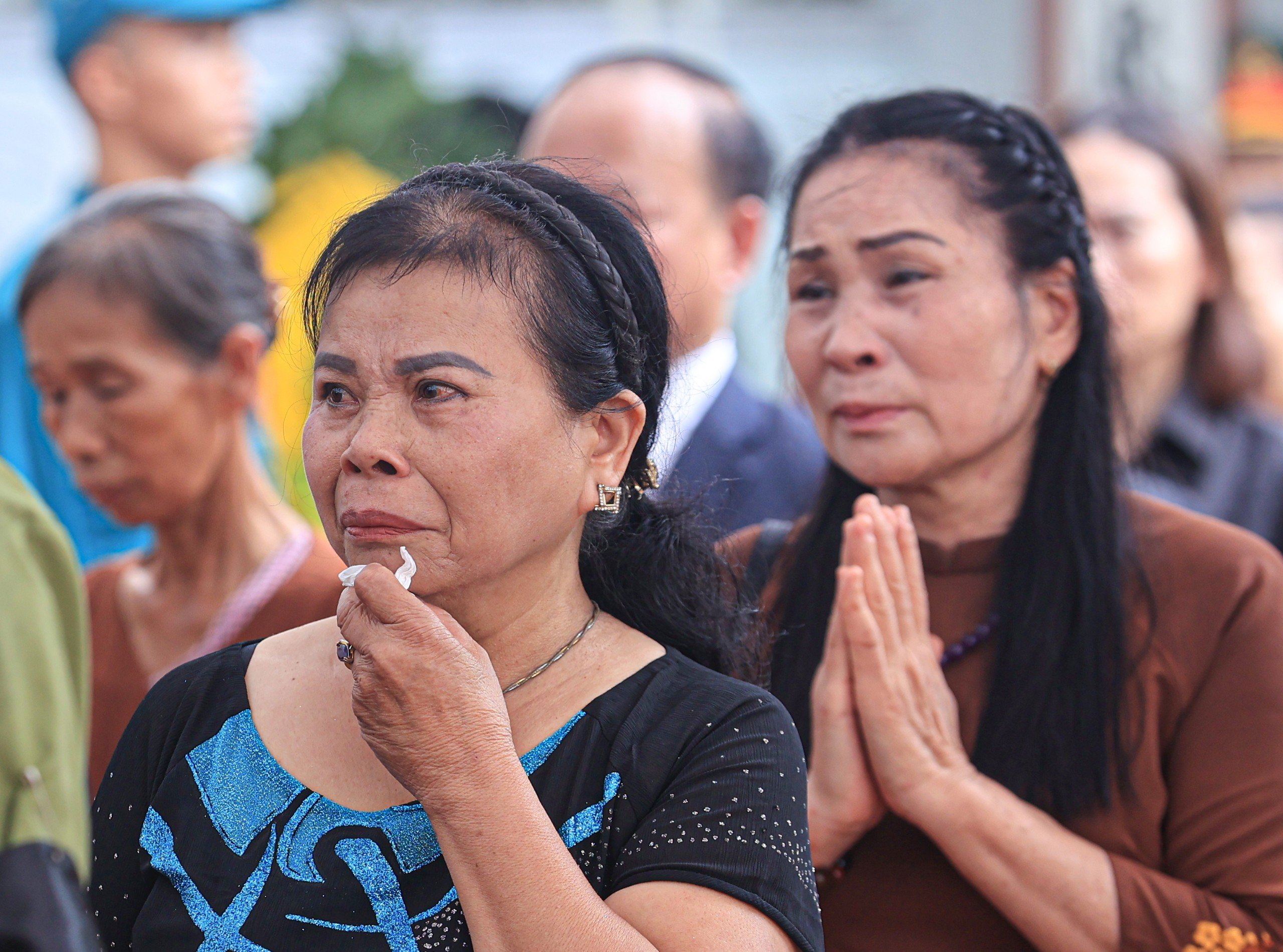Nghẹn ng&agrave;o lễ viếng Tổng B&iacute; thư Nguyễn Ph&uacute; Trọng tại qu&ecirc; nh&agrave;- Ảnh 6.