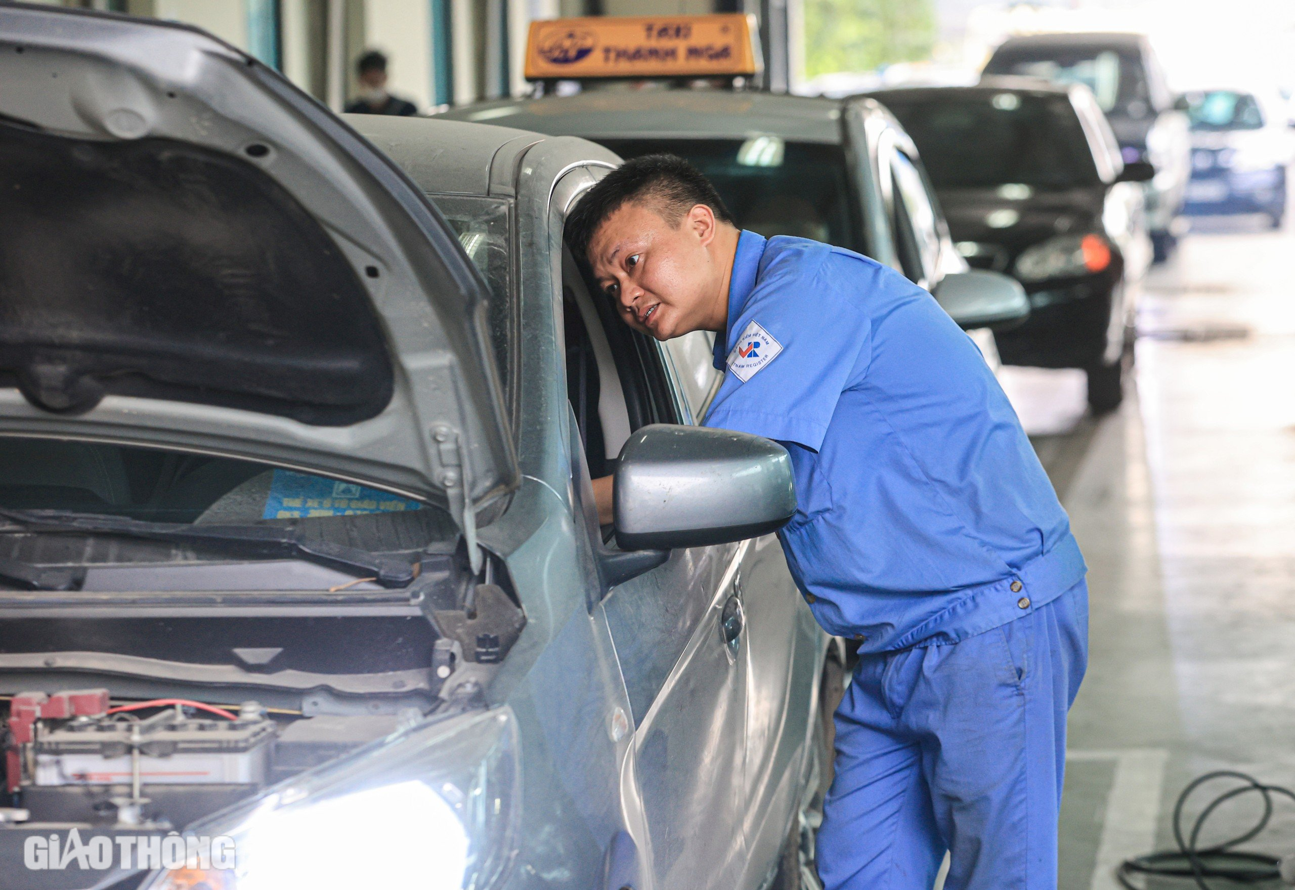 Ô tô con không lắp camera giám sát hành trình có được đăng kiểm?- Ảnh 1. Ô tô con không lắp camera giám sát hành trình có được đăng kiểm?- Ảnh 1.