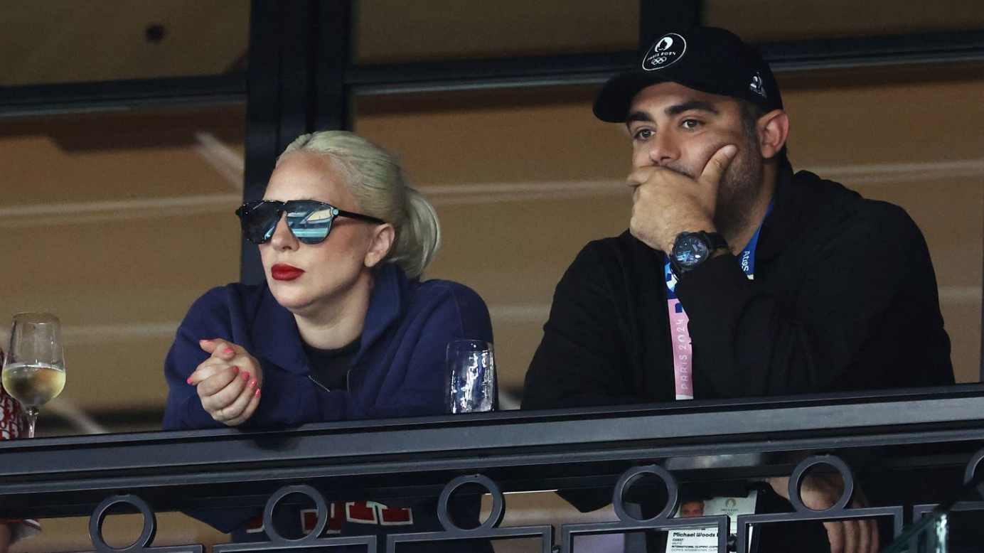 Lady Gaga "ngầm" khẳng định đ&atilde; đ&iacute;nh h&ocirc;n với bạn trai doanh nh&acirc;n- Ảnh 2.