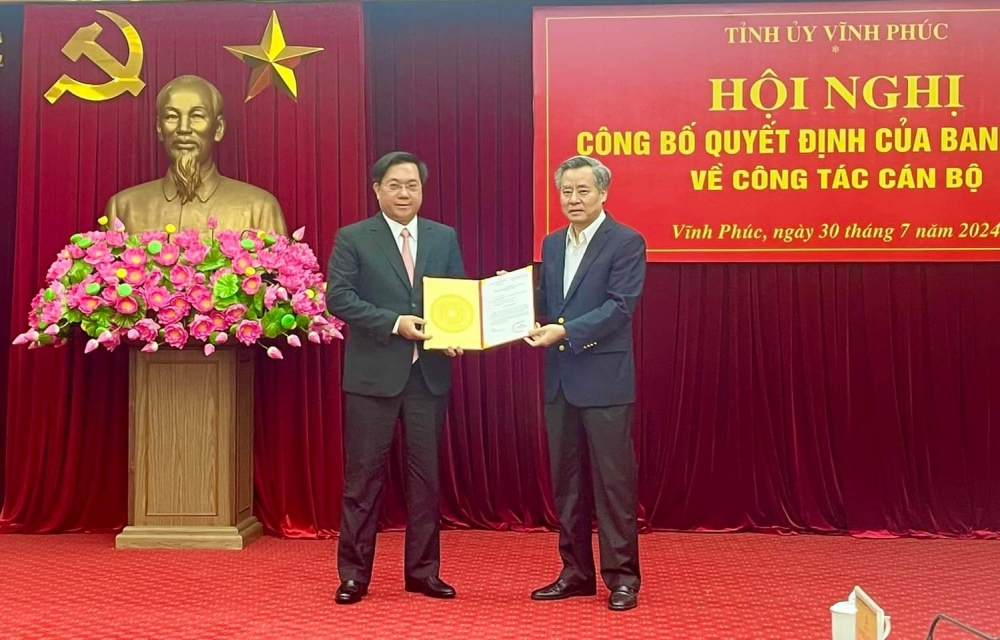 Thứ trưởng Bộ KH&ĐT Trần Duy Đ&ocirc;ng l&agrave;m Ph&oacute; b&iacute; thư Vĩnh Ph&uacute;c- Ảnh 1.