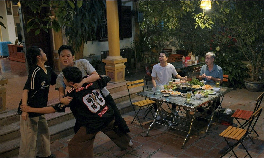 Nam ch&iacute;nh phim giờ v&agrave;ng VTV n&oacute;i g&igrave; về tin đồn "phim giả t&igrave;nh thật" với bạn diễn?- Ảnh 4.
