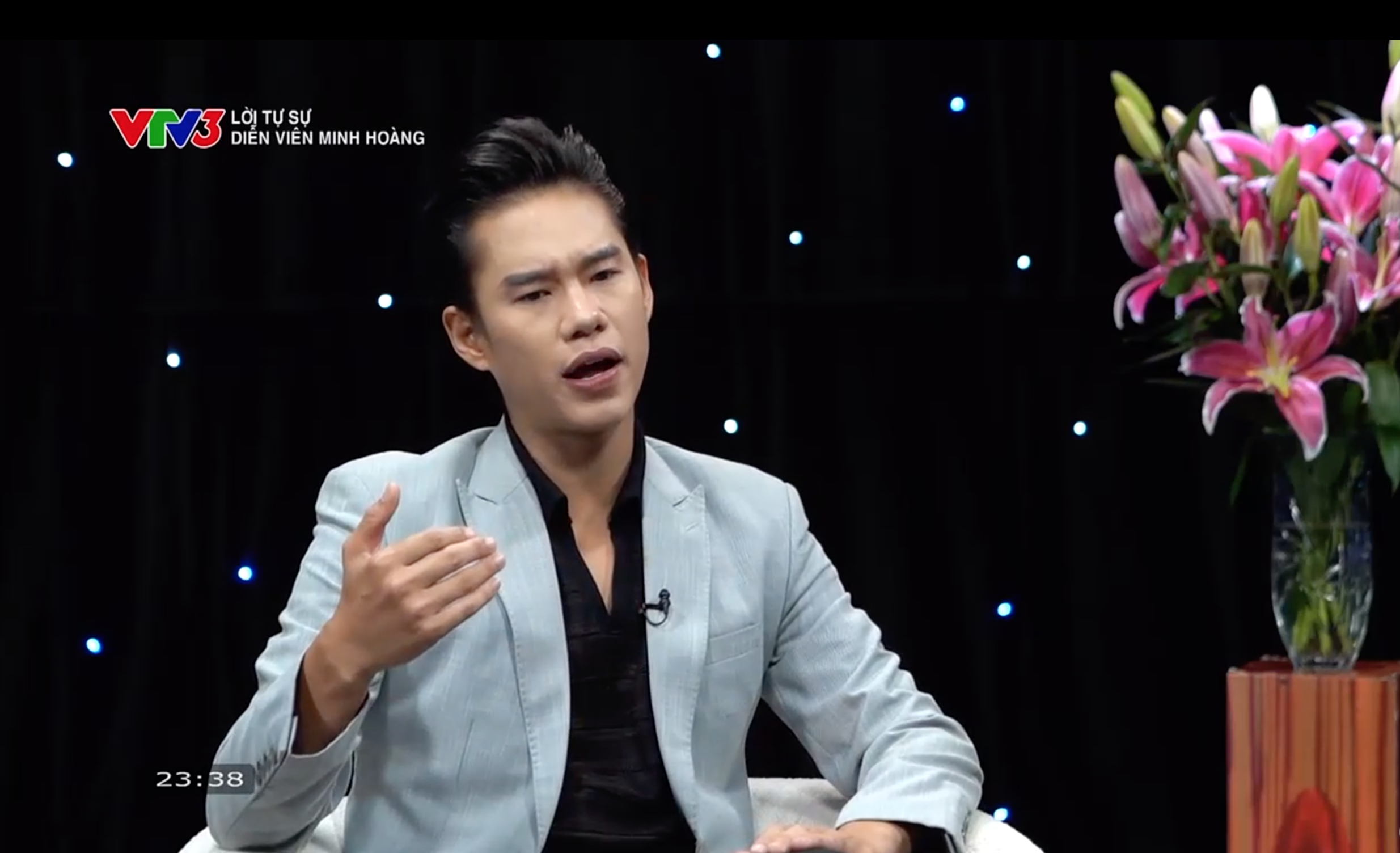 Nam ch&iacute;nh phim giờ v&agrave;ng VTV n&oacute;i g&igrave; về tin đồn "phim giả t&igrave;nh thật" với bạn diễn?- Ảnh 1.