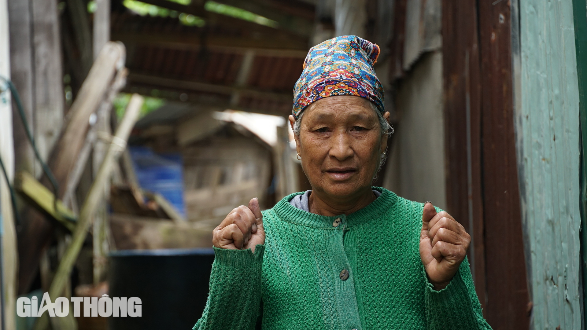 Động đất liên tục, đời sống người dân vùng tâm chấn ra sao?- Ảnh 6. Động đất liên tục, đời sống người dân vùng tâm chấn ra sao?- Ảnh 6.