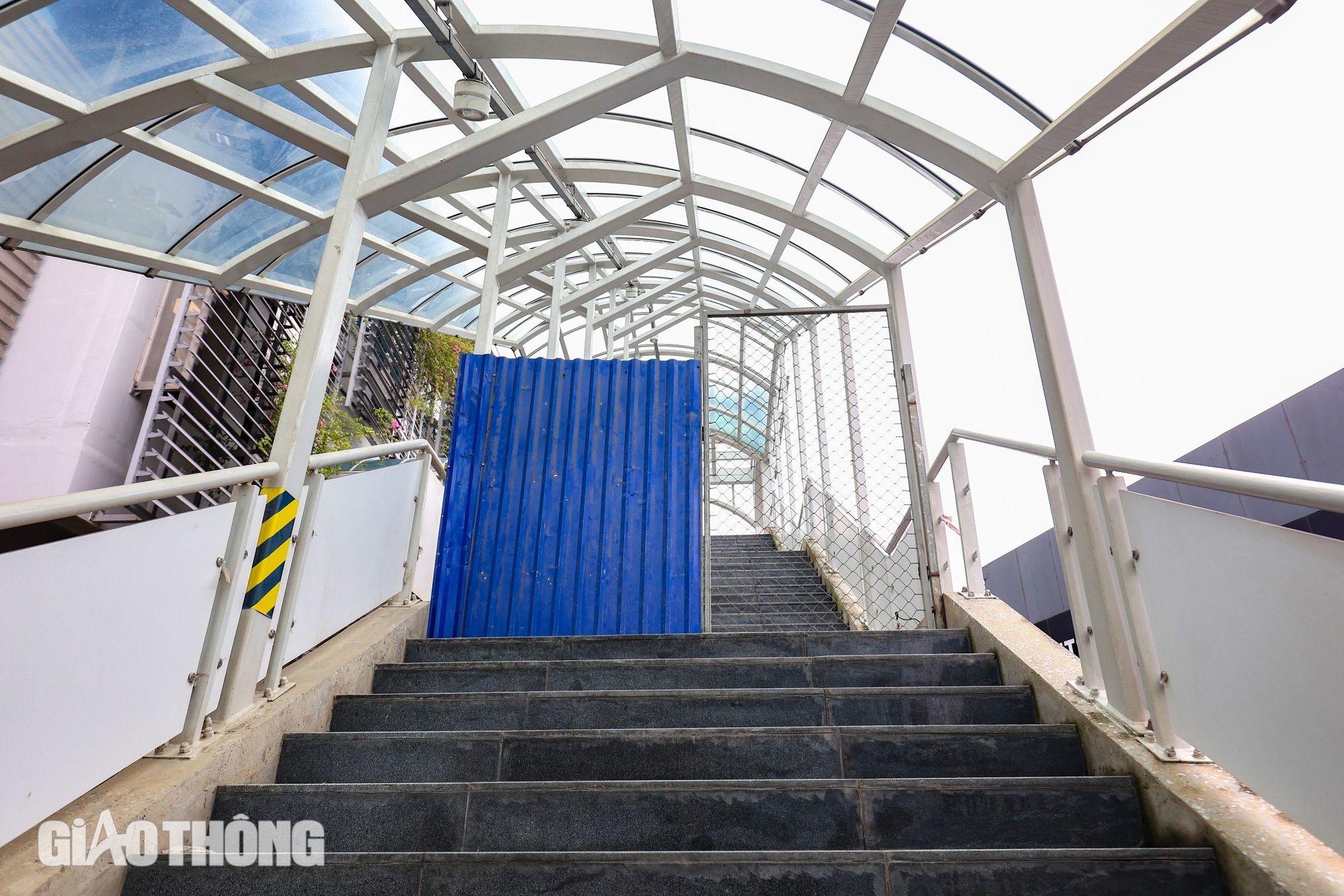 Metro Nhổn - ga H&agrave; Nội vẫn "&aacute;n binh bất động" d&ugrave; đ&atilde; qu&aacute; giờ G- Ảnh 10.