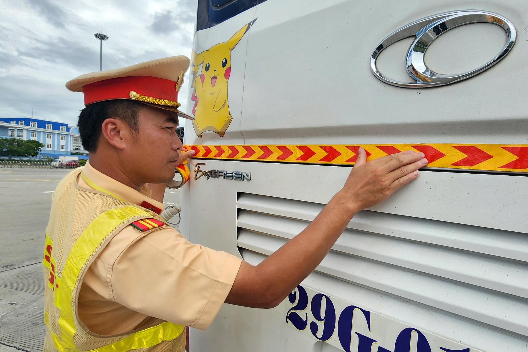Vì sao hàng trăm vụ TNGT xảy ra trên đường cao tốc trong 7 tháng đầu năm?- Ảnh 2. Vì sao hàng trăm vụ TNGT xảy ra trên đường cao tốc trong 7 tháng đầu năm?- Ảnh 2.