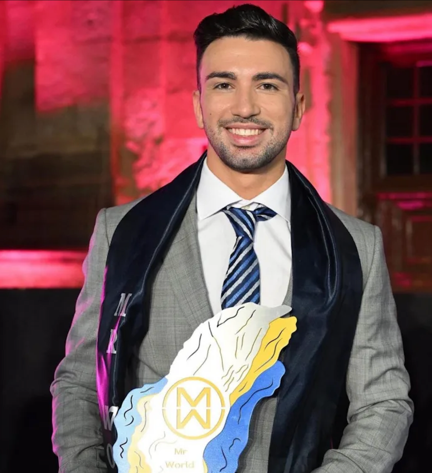 Trầm trồ nhan sắc dàn nam thần sắp đến Việt Nam dự thi Nam vương Thế giới- Ảnh 3. Trầm trồ nhan sắc dàn nam thần sắp đến Việt Nam dự thi Nam vương Thế giới- Ảnh 3.