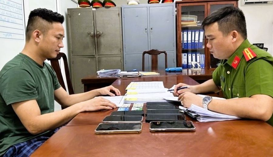 Ph&aacute; đường d&acirc;y c&aacute; độ b&oacute;ng đ&aacute; qua mạng gần 100 tỷ giữa m&ugrave;a Euro- Ảnh 1.