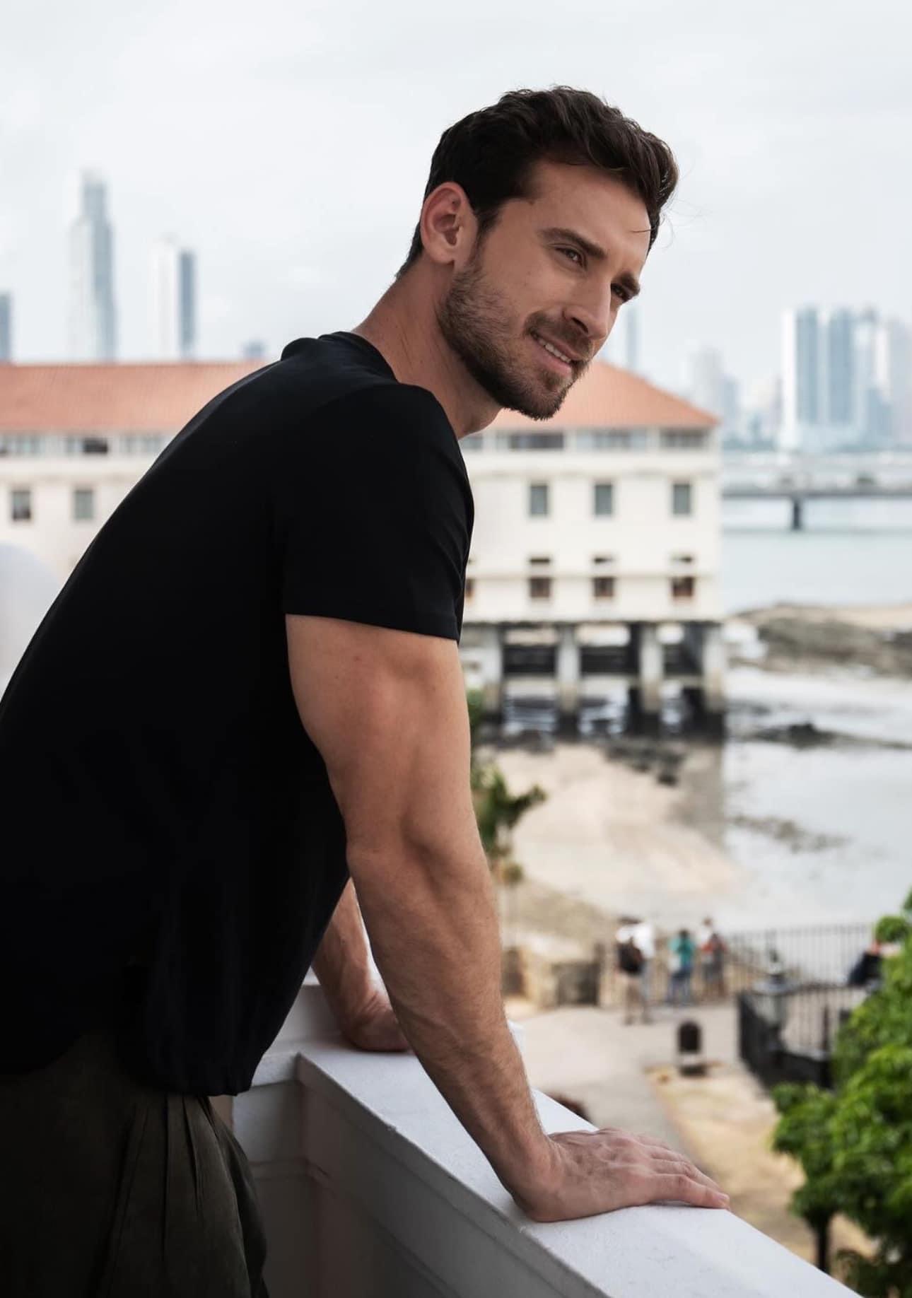 Trầm trồ nhan sắc dàn nam thần sắp đến Việt Nam dự thi Nam vương Thế giới- Ảnh 4. Trầm trồ nhan sắc dàn nam thần sắp đến Việt Nam dự thi Nam vương Thế giới- Ảnh 4.