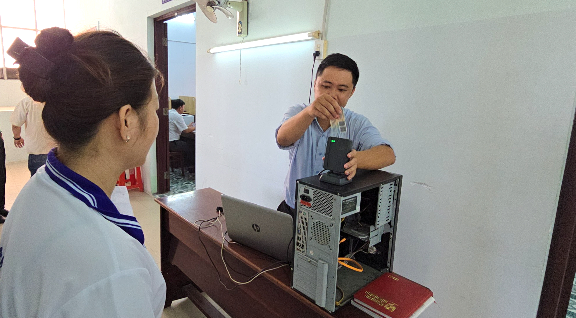 Lắp camera AI nhận diện khu&ocirc;n mặt, biển số ở bến xe Cần Thơ- Ảnh 7.