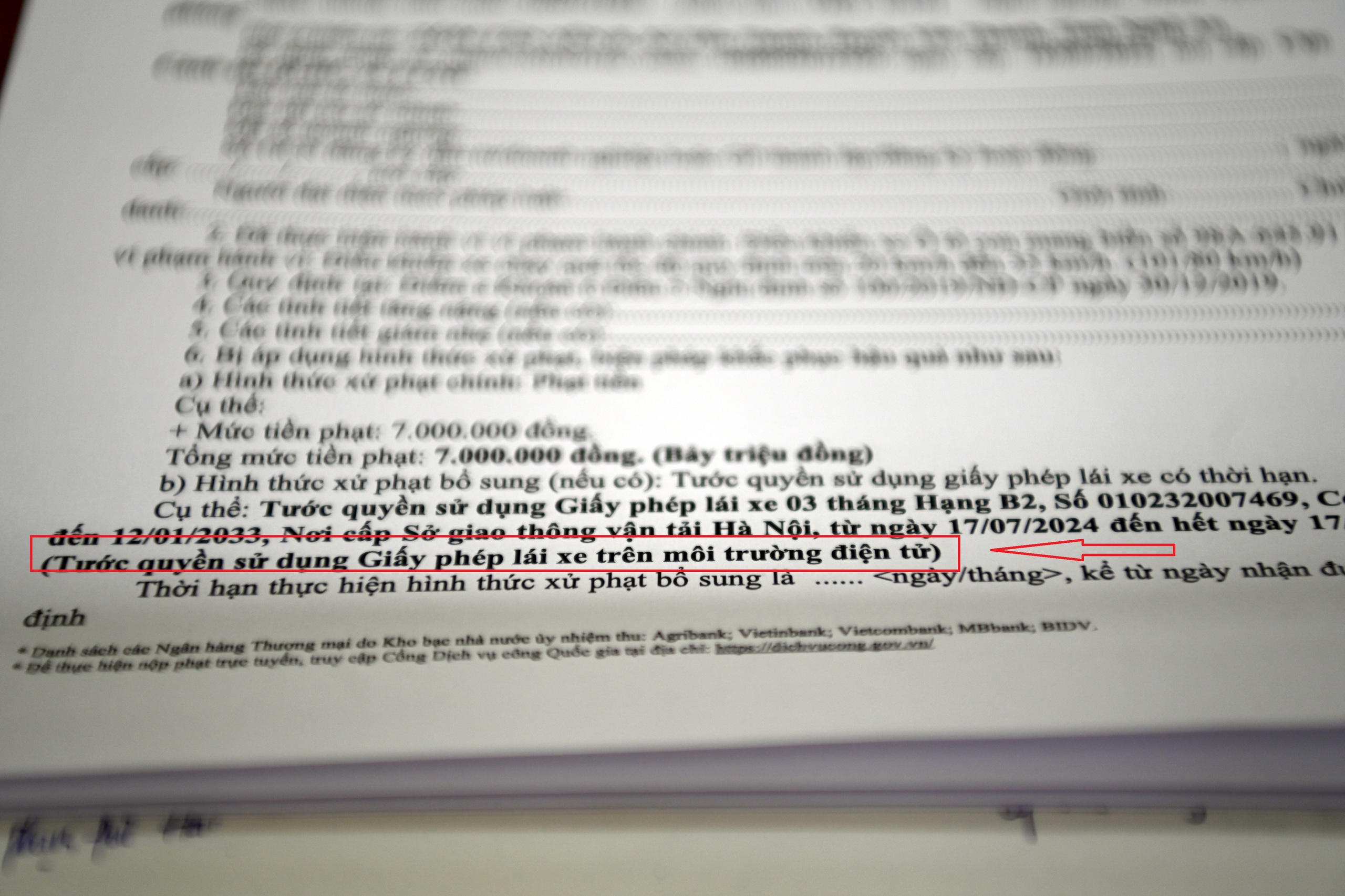 T&agrave;i xế bất ngờ khi lần đầu bị CSGT giữ bằng l&aacute;i qua VNeID, trả giấy tờ gốc- Ảnh 5.