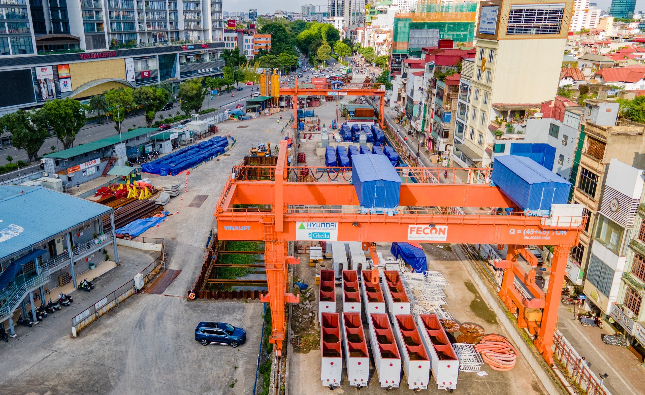 R&agrave;o chắn gầm cầu vượt Nguyễn Ch&iacute; Thanh thi c&ocirc;ng ga ngầm metro Nhổn - ga H&agrave; Nội- Ảnh 9.