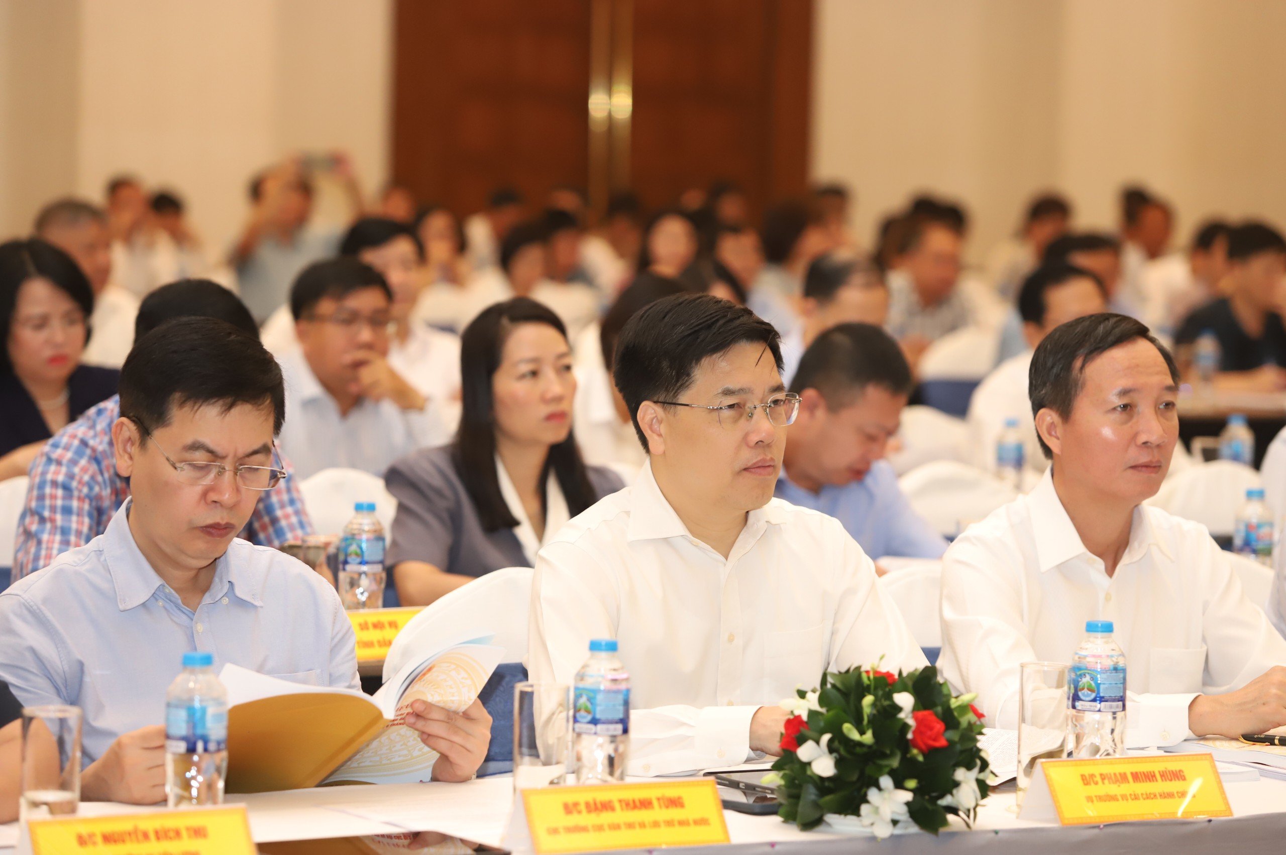 Bộ trưởng Bộ Nội vụ: Gặp khó khi triển khai cải cách tiền lương cần phản ánh ngay- Ảnh 2. Bộ trưởng Bộ Nội vụ: Gặp khó khi triển khai cải cách tiền lương cần phản ánh ngay- Ảnh 2.