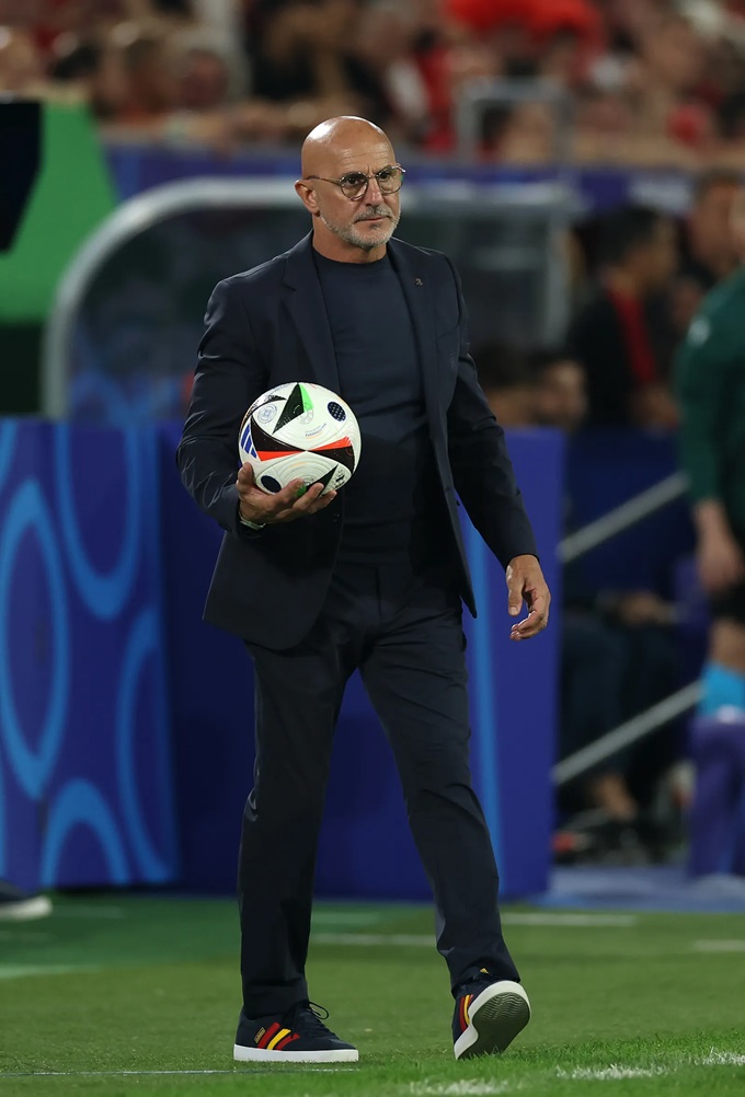 Đội tuyển T&acirc;y Ban Nha thăng hoa nhờ h&agrave;nh động kh&ocirc;ng ai nghĩ tới của HLV trưởng?- Ảnh 1.