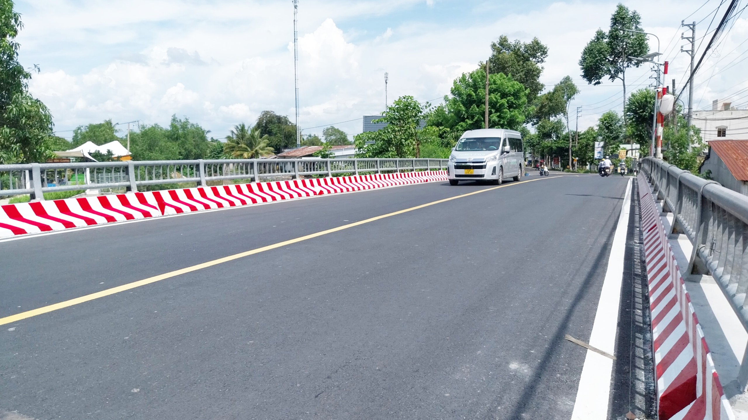 Th&ocirc;ng xe cầu C&aacute;i B&egrave; ở Đồng Th&aacute;p sau 2 th&aacute;ng n&acirc;ng cấp- Ảnh 2.