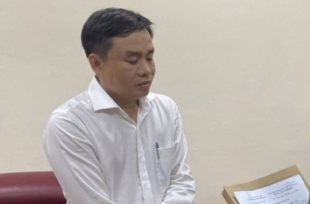 S&oacute;c Trăng: Khởi tố th&ecirc;m 4 đối tượng lừa người d&acirc;n vay tiền l&atilde;i thấp để chuyển nhượng sổ đỏ- Ảnh 1.