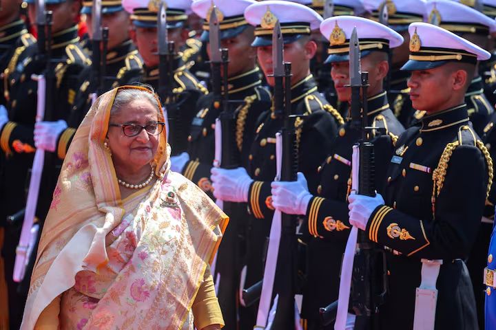 Th&ocirc;ng tin bất ngờ về khủng hoảng Bangladesh: Cựu Thủ tướng Sheikh Hasina chưa hề từ chức- Ảnh 1.