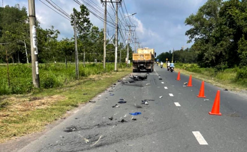 Hiện trường vụ tai nạn tr&ecirc;n đường T&ocirc;n Đức Thắng.