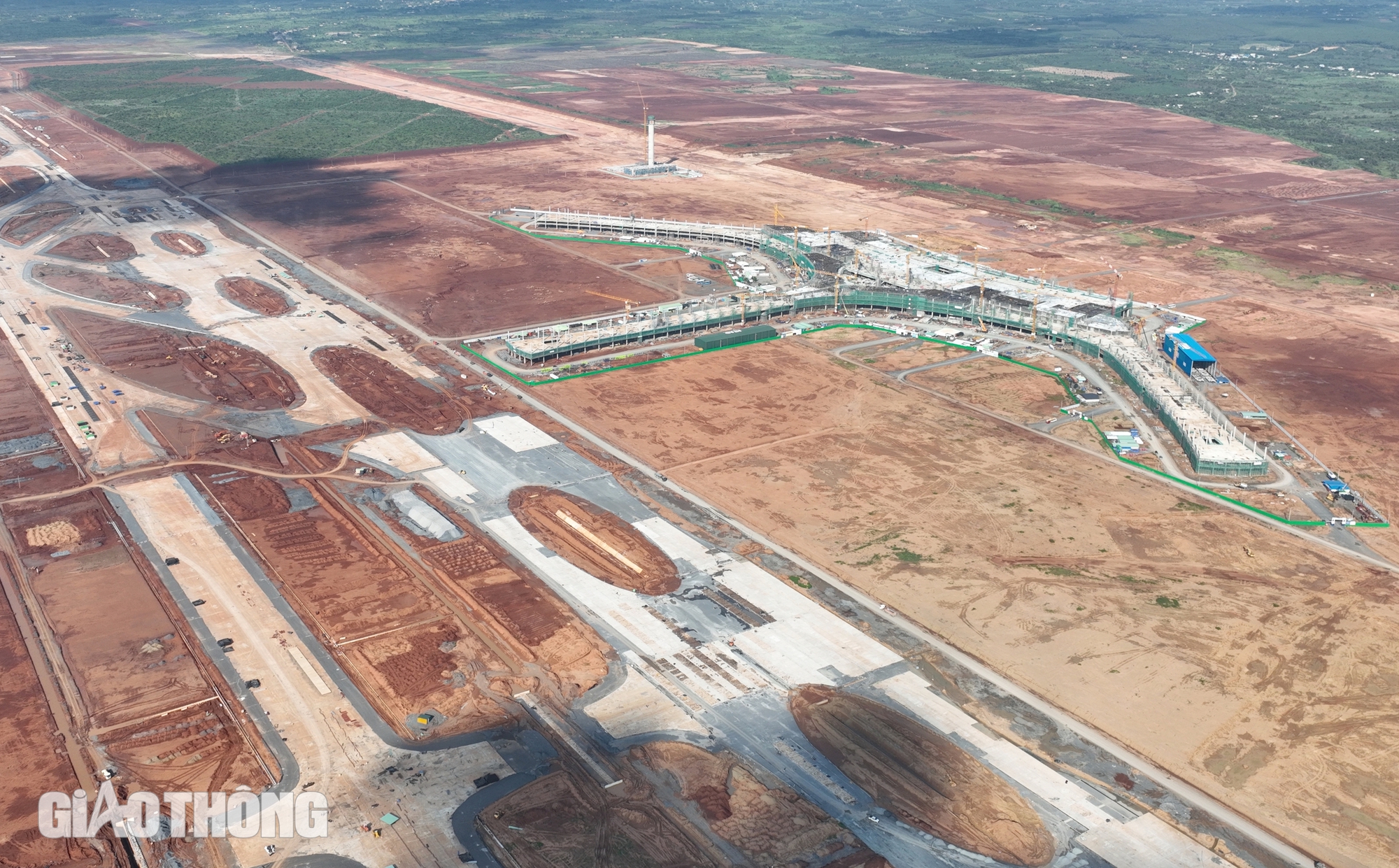 Hình hài nhà ga, đường băng sân bay Long Thành sau 1 năm khởi động- Ảnh 3. Hình hài nhà ga, đường băng sân bay Long Thành sau 1 năm khởi động- Ảnh 3.