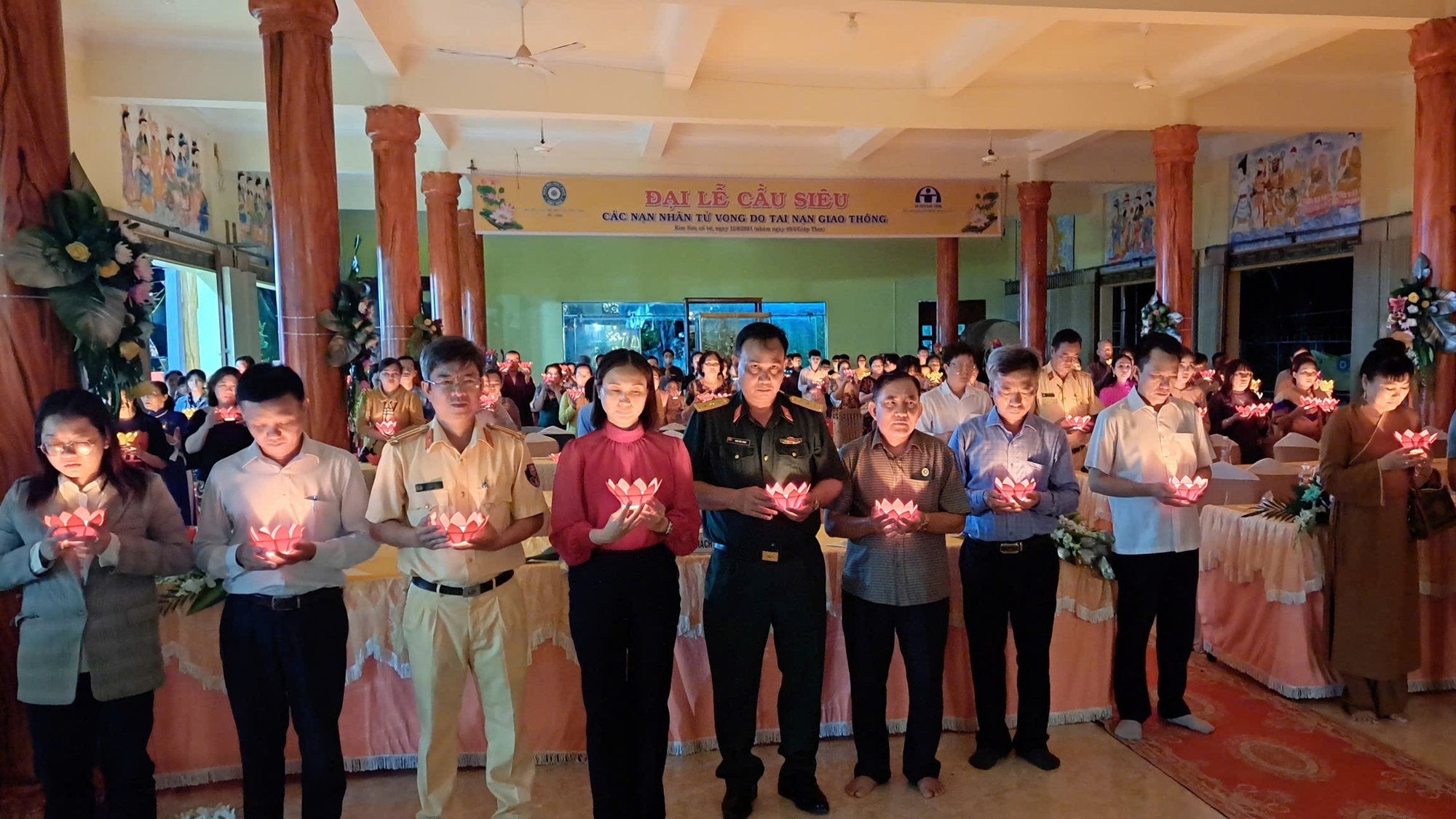 C&agrave; Mau tưởng niệm nạn nh&acirc;n tử vong do tai nạn giao th&ocirc;ng- Ảnh 1.