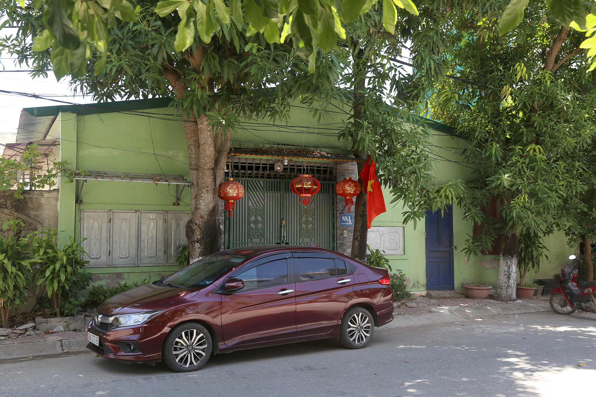 Nghệ An: Cho mượn đất c&ocirc;ng, gian nan đi đ&ograve;i lại- Ảnh 1.