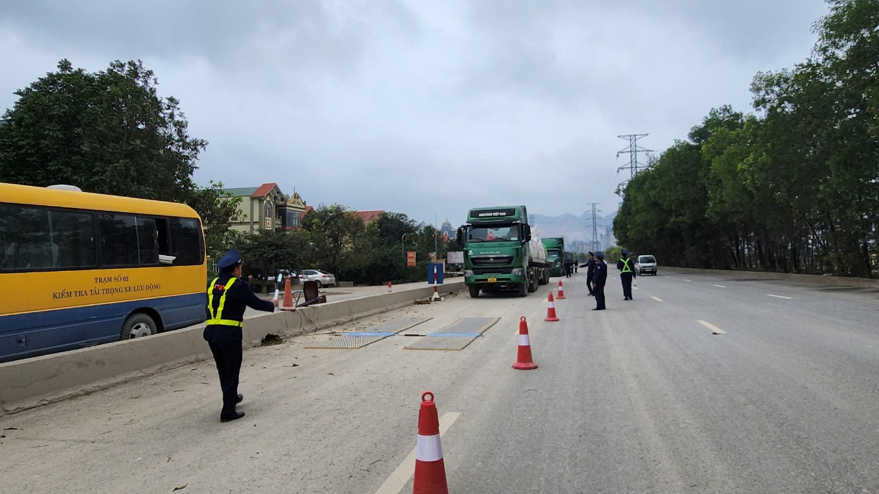 Tai nạn giảm 3 tiêu chí, bài học từ thực tiễn ở Hà Nam- Ảnh 3. Tai nạn giảm 3 tiêu chí, bài học từ thực tiễn ở Hà Nam- Ảnh 3.