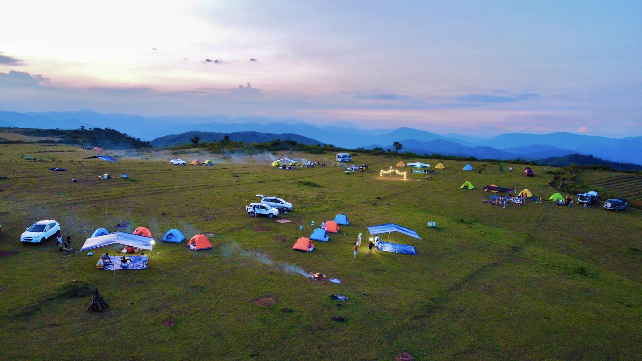 Đến B&ugrave;i Hui ngắm thảo nguy&ecirc;n mơ mộng giữa đại ng&agrave;n- Ảnh 1.