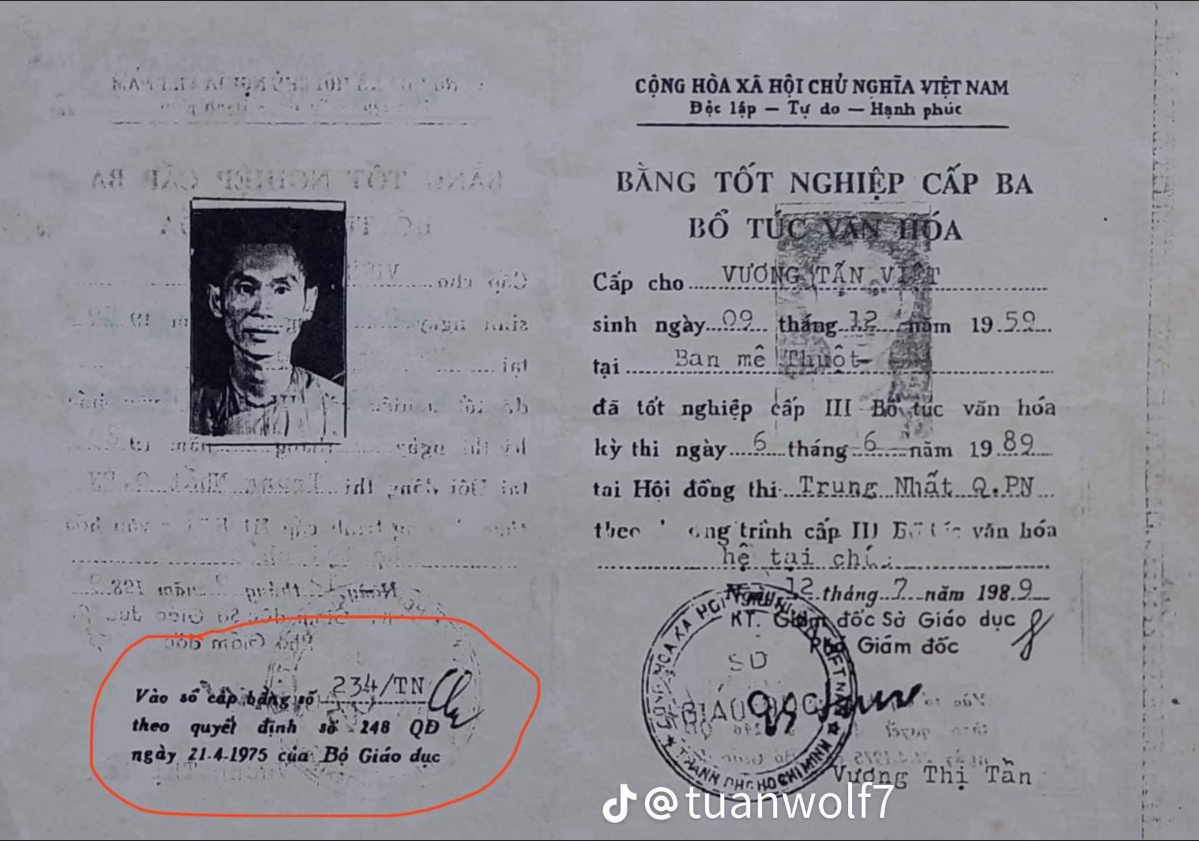 Sở GD&ĐT TP.HCM: &Ocirc;ng Vương Tấn Việt kh&ocirc;ng c&oacute; t&ecirc;n trong danh s&aacute;ch thi tốt nghiệp THPT- Ảnh 1.