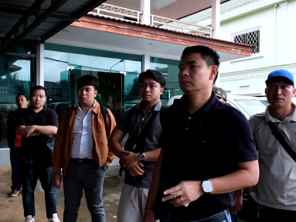 H&agrave;nh tr&igrave;nh đột k&iacute;ch khu Tam Gi&aacute;c V&agrave;ng bắt 155 đối tượng lừa đảo qua mạng- Ảnh 2.